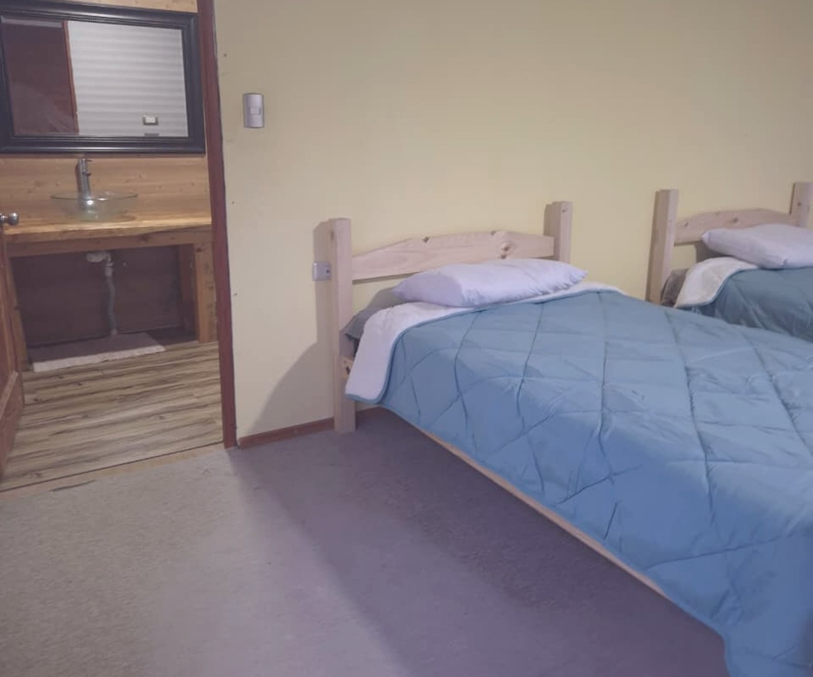 Habitación de Centro Imperial con baño propio y camas individuales